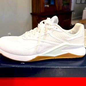 Great condition NANO X2 CrossTrainers